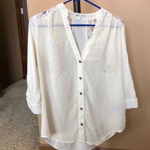 Cream ¾ blouse